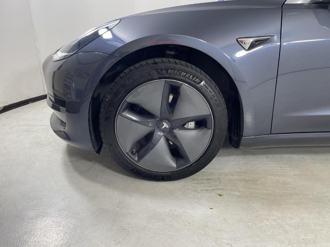 Photo '10' of Tesla Model 3 Photo '10' of Tesla Model 3