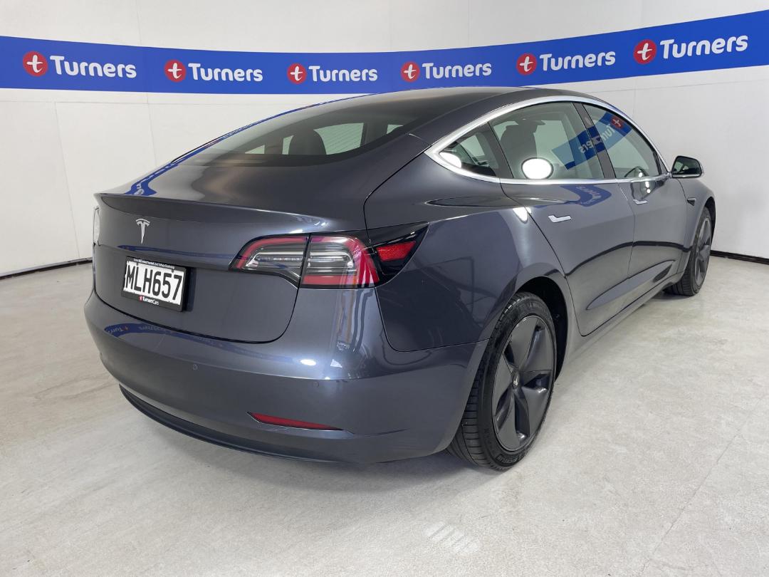 Photo '7' of Tesla Model 3 Photo '7' of Tesla Model 3