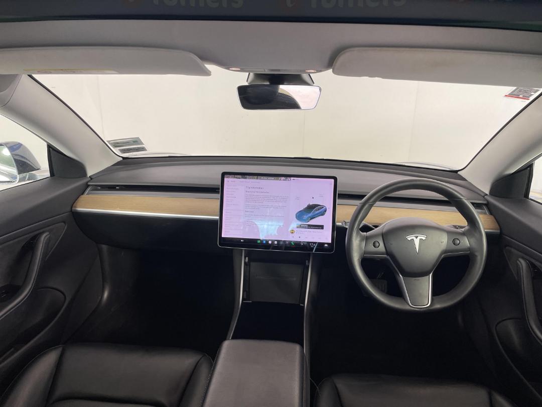 Photo '17' of Tesla Model 3 Photo '17' of Tesla Model 3