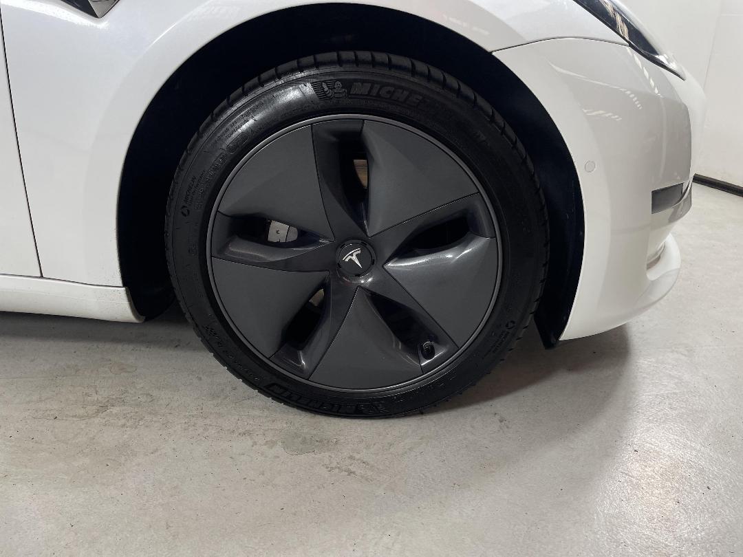 Photo '9' of Tesla Model 3 Photo '9' of Tesla Model 3