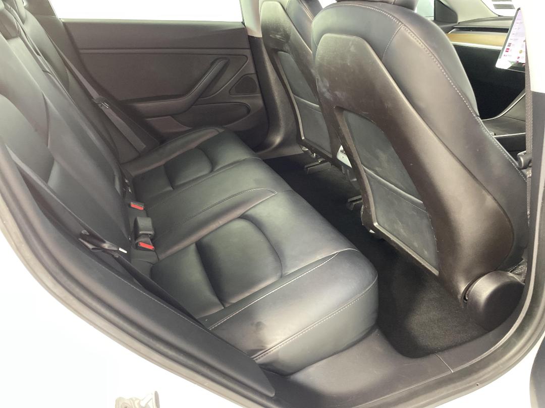 Photo '20' of Tesla Model 3 Photo '20' of Tesla Model 3