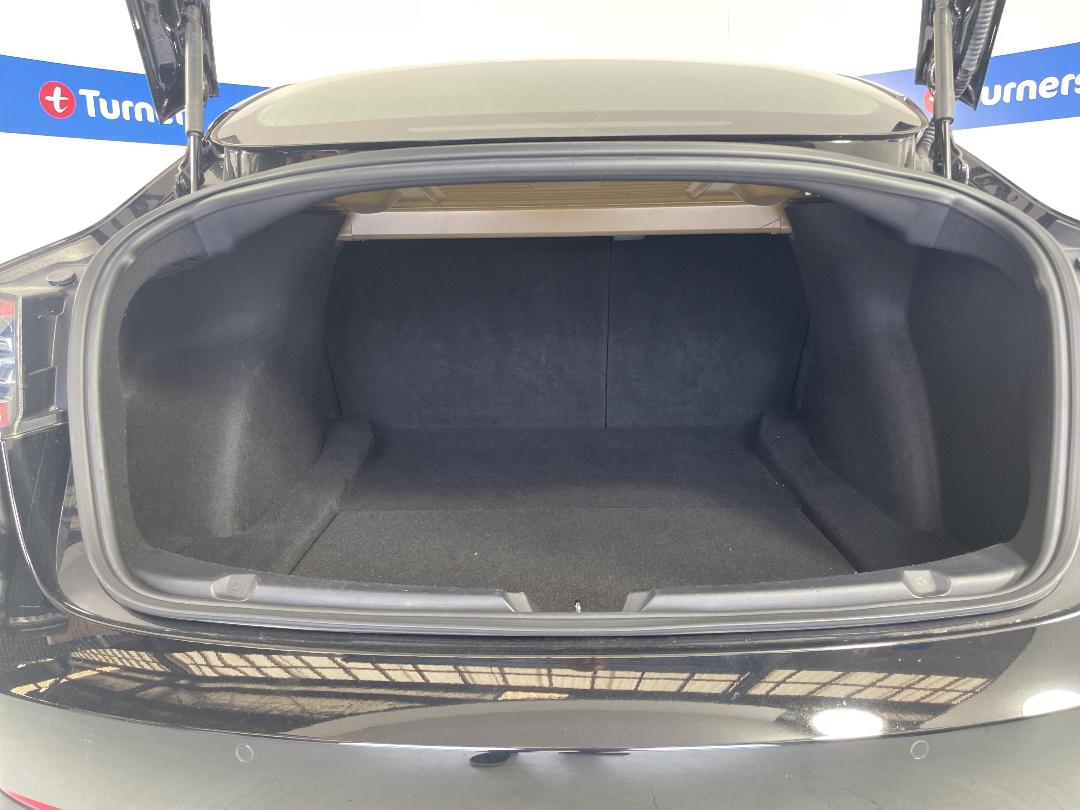 Photo '14' of Tesla Model 3