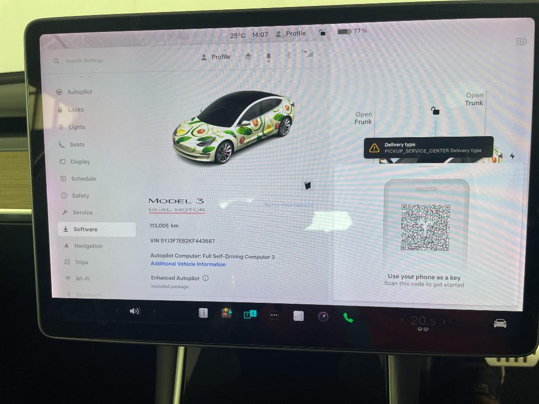 Photo '21' of Tesla Model 3