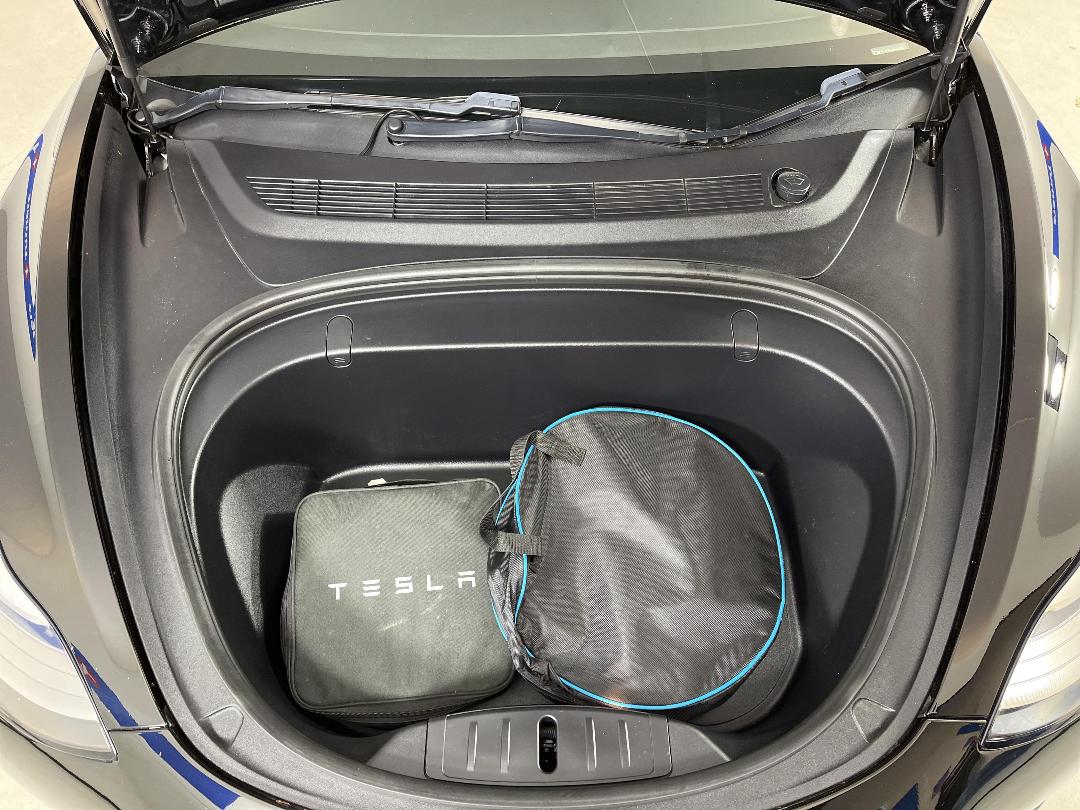 Photo '13' of Tesla Model 3 Photo '13' of Tesla Model 3