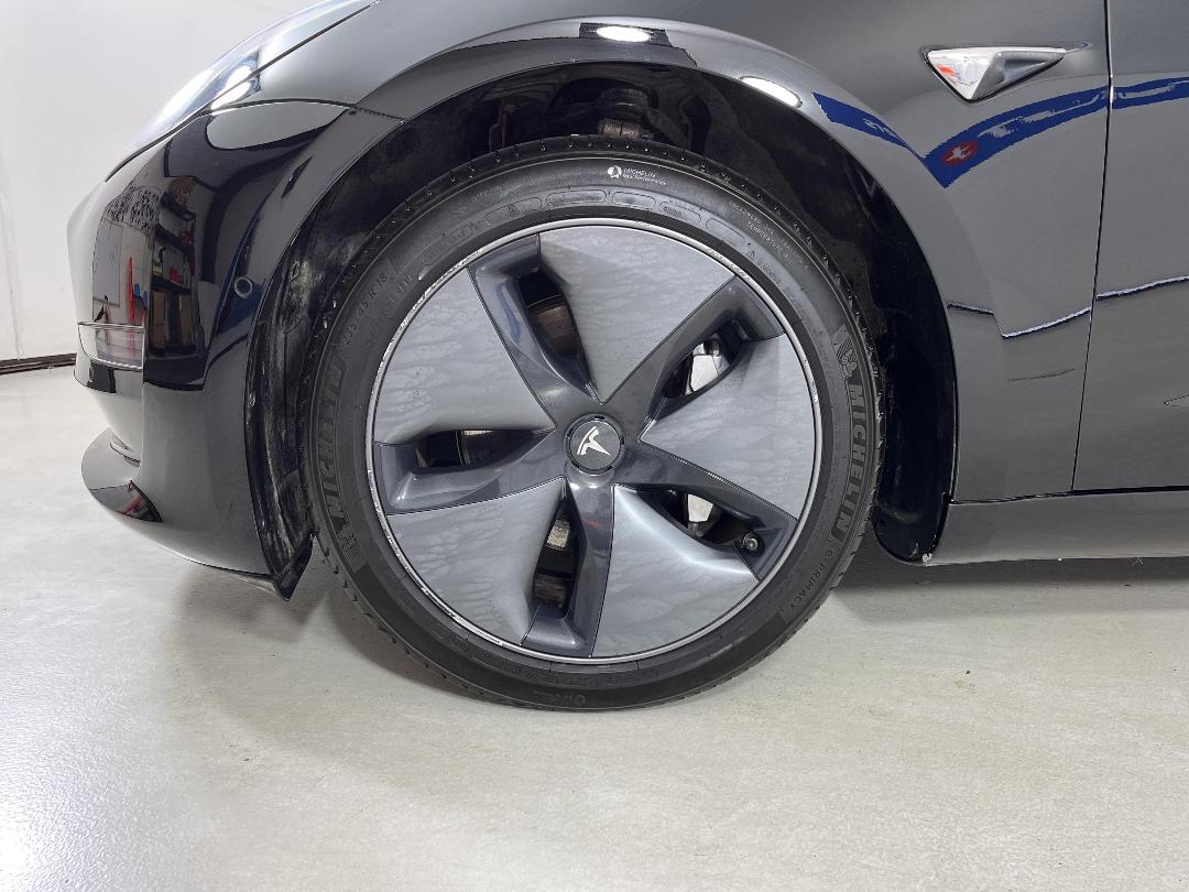 Photo '10' of Tesla Model 3 Photo '10' of Tesla Model 3