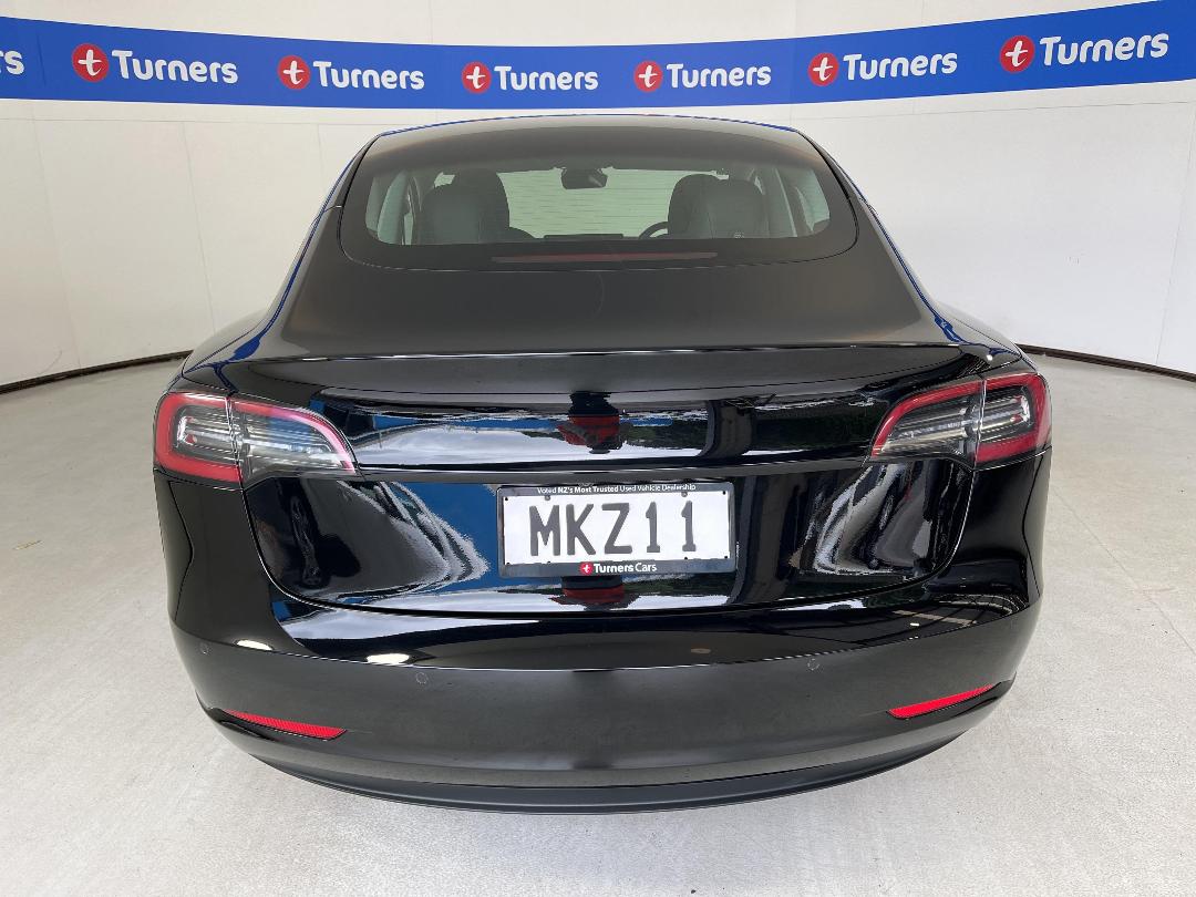 Photo '6' of Tesla Model 3 Photo '6' of Tesla Model 3