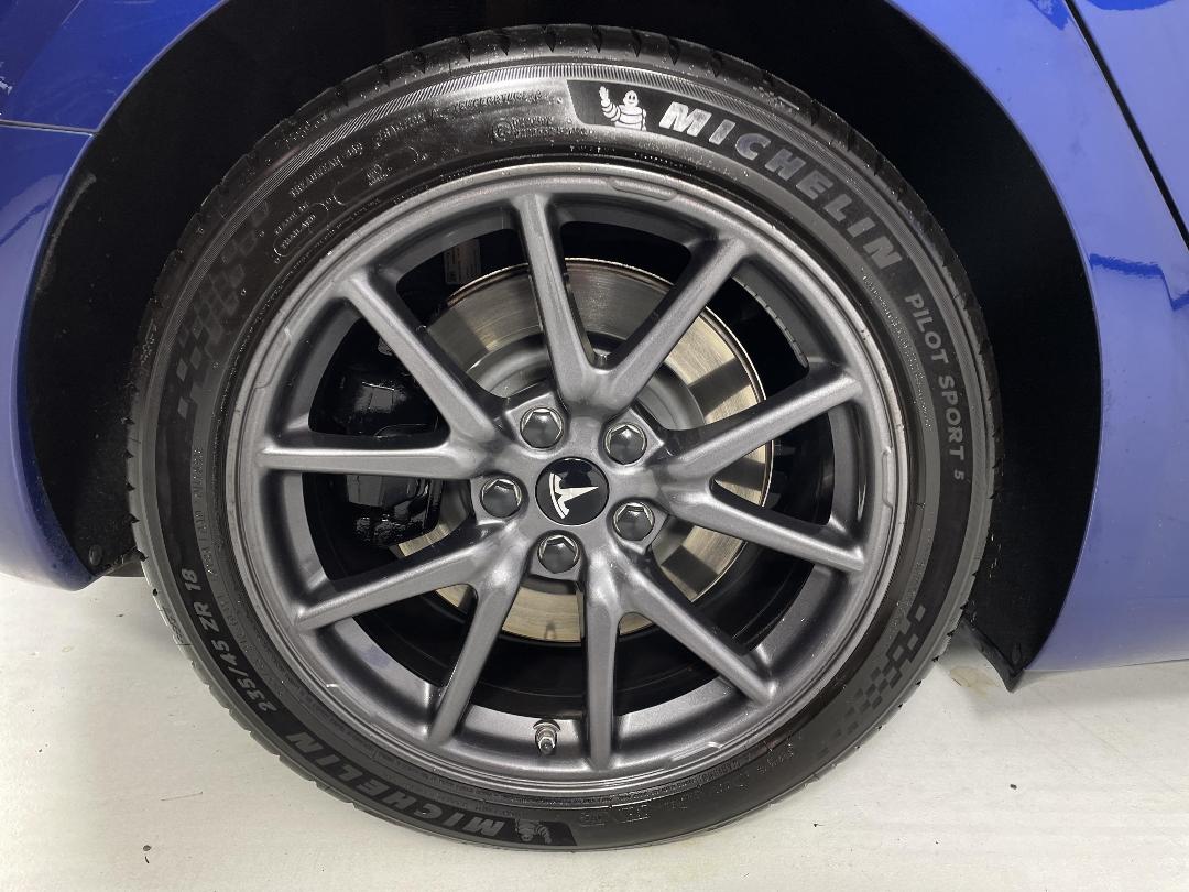 Photo '12' of Tesla Model 3 Photo '12' of Tesla Model 3