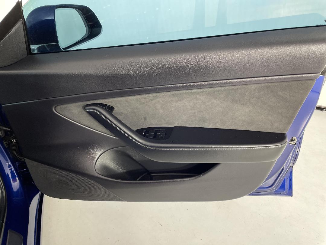 Photo '15' of Tesla Model 3 Photo '15' of Tesla Model 3