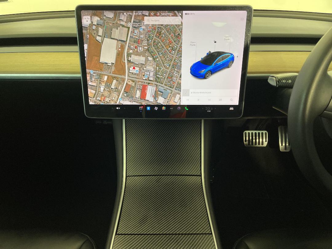 Photo '18' of Tesla Model 3 Photo '18' of Tesla Model 3