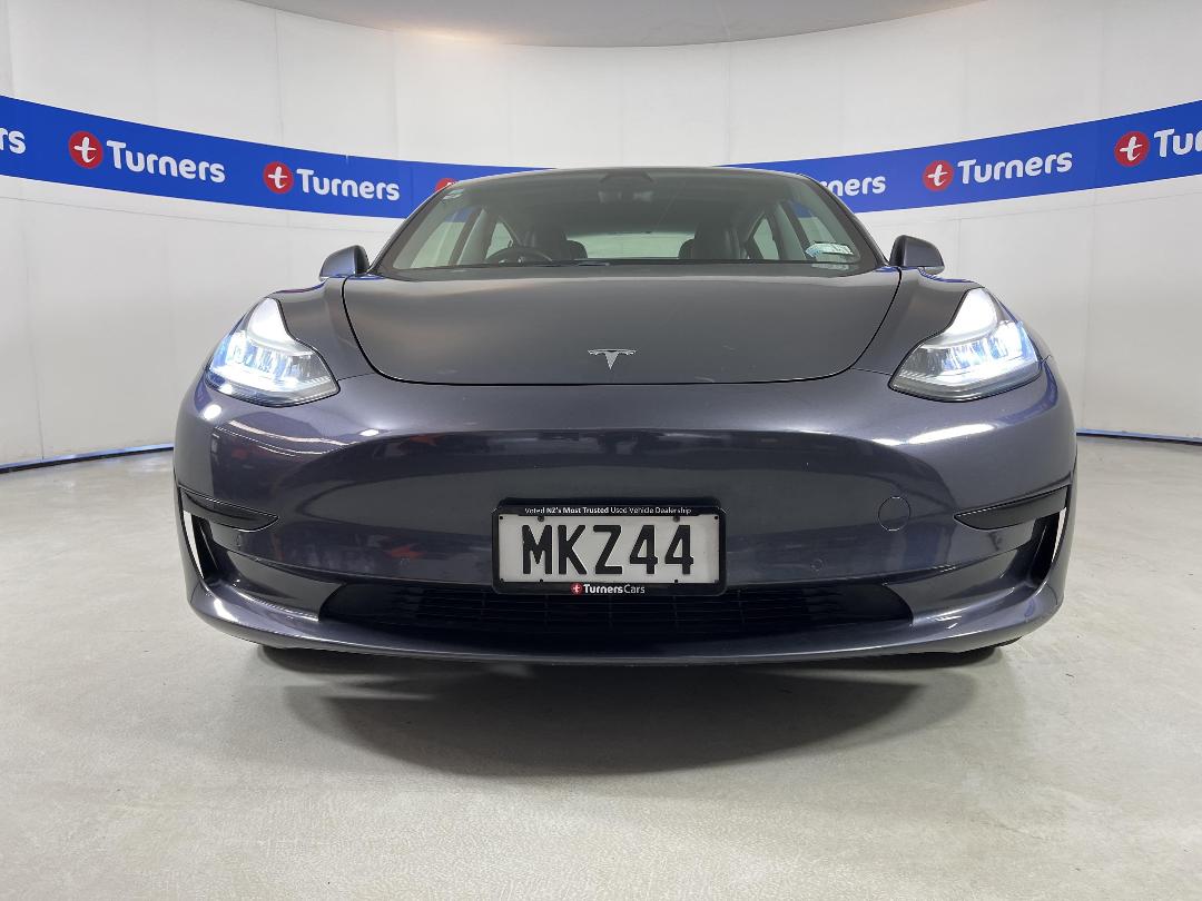 Photo '2' of Tesla Model 3