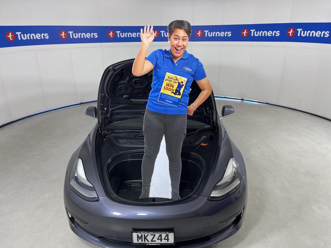 Photo '13' of Tesla Model 3