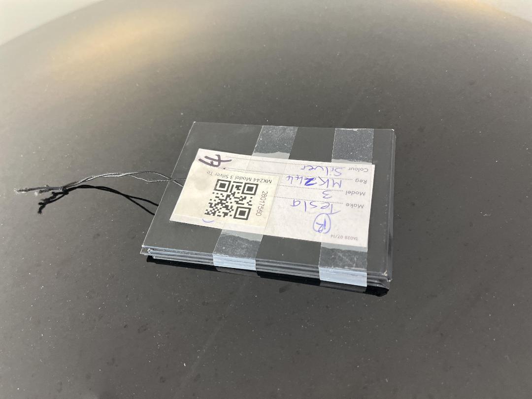 Photo '22' of Tesla Model 3