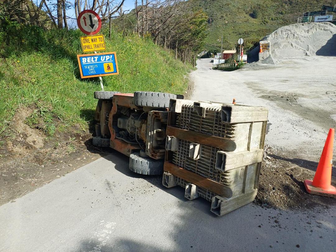 Photo '23' of Toyota 32-8FG30 Forklift