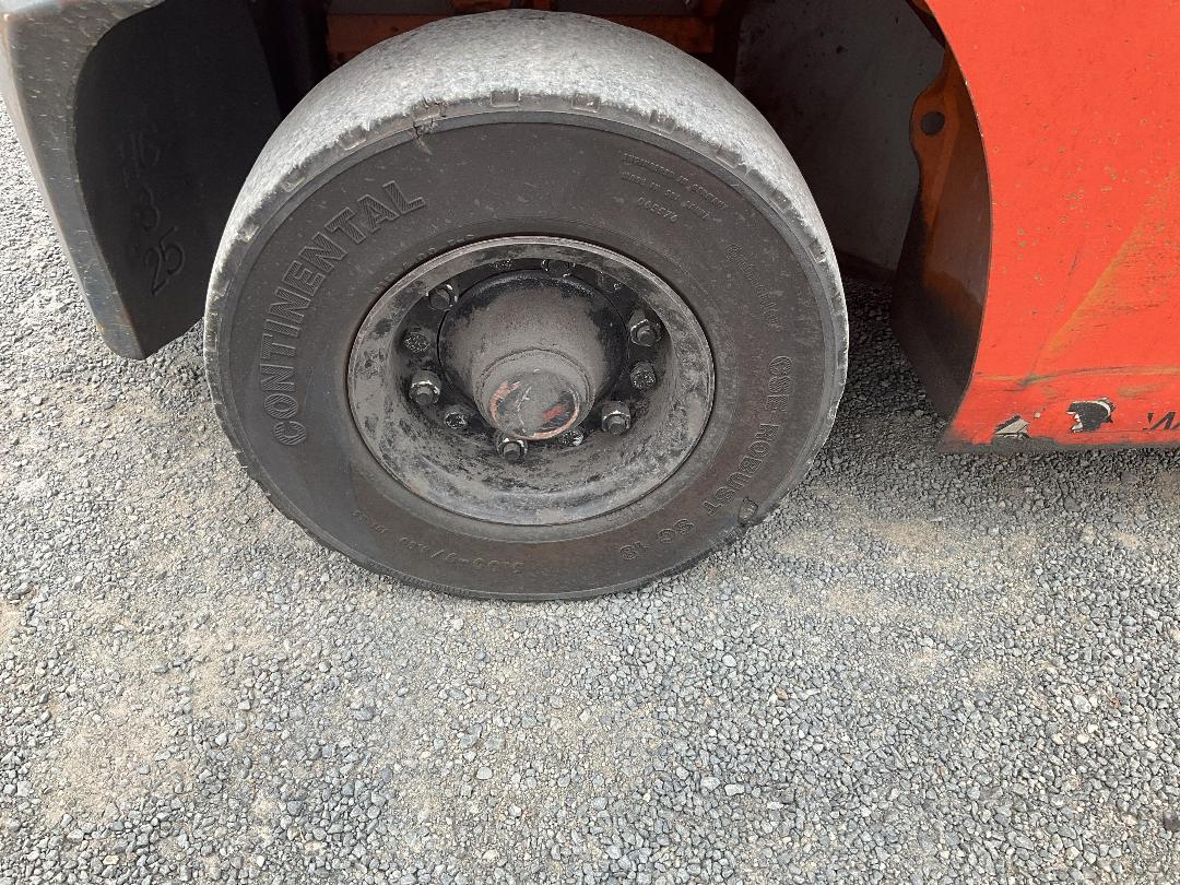 Photo '27' of Toyota 8FD25 4x2 Forklift