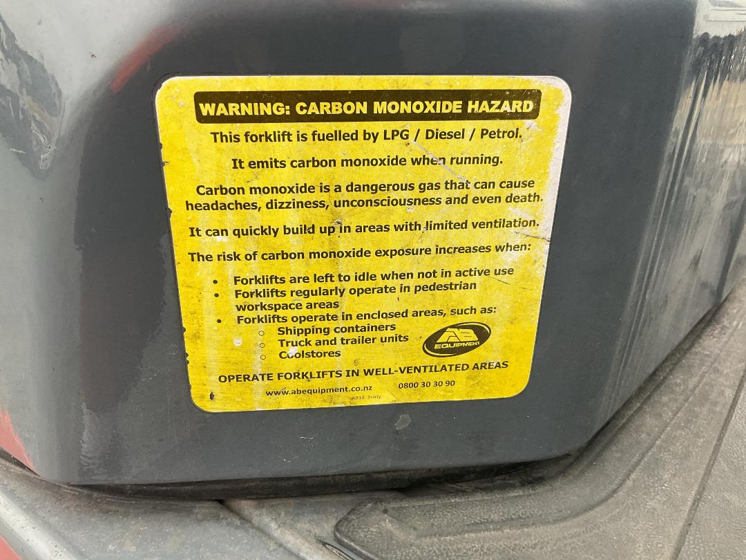 Photo '22' of Toyota 8FD25 4x2 Forklift Photo '22' of Toyota 8FD25 4x2 Forklift