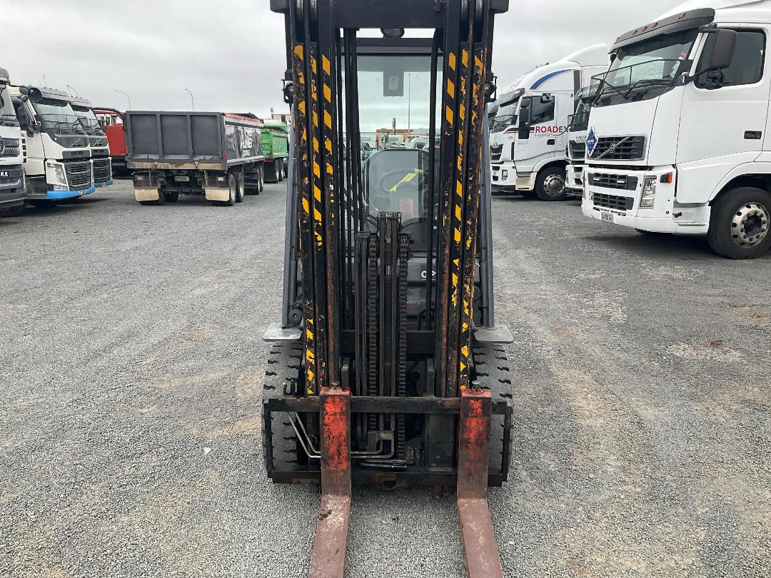 Photo '17' of Toyota 8FD25 4x2 Forklift Photo '17' of Toyota 8FD25 4x2 Forklift