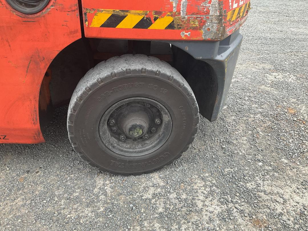 Photo '25' of Toyota 8FD25 4x2 Forklift Photo '25' of Toyota 8FD25 4x2 Forklift