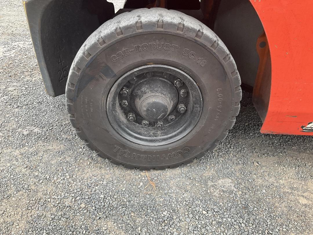 Photo '26' of Toyota 8FD25 4x2 Forklift Photo '26' of Toyota 8FD25 4x2 Forklift