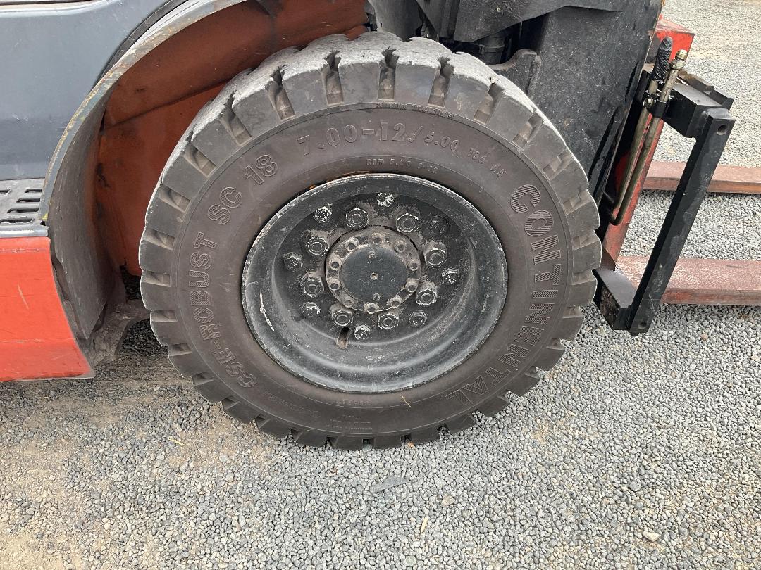 Photo '27' of Toyota 8FD25 4x2 Forklift Photo '27' of Toyota 8FD25 4x2 Forklift