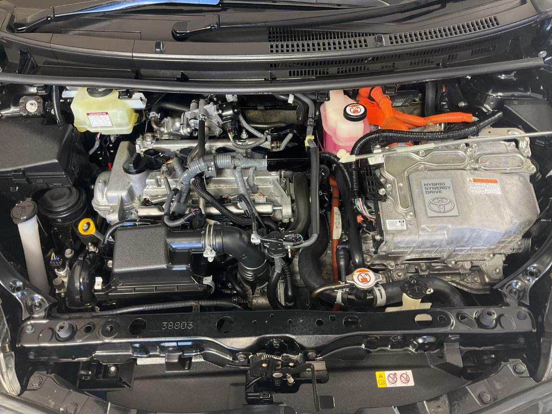 Photo '13' of Toyota Aqua Photo '13' of Toyota Aqua