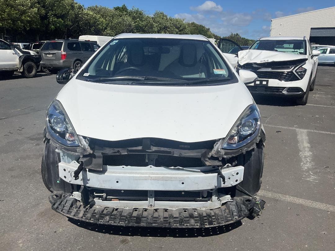 Photo '7' of Toyota Aqua Photo '7' of Toyota Aqua