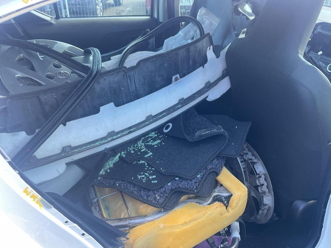 Photo '10' of Toyota Aqua Photo '10' of Toyota Aqua