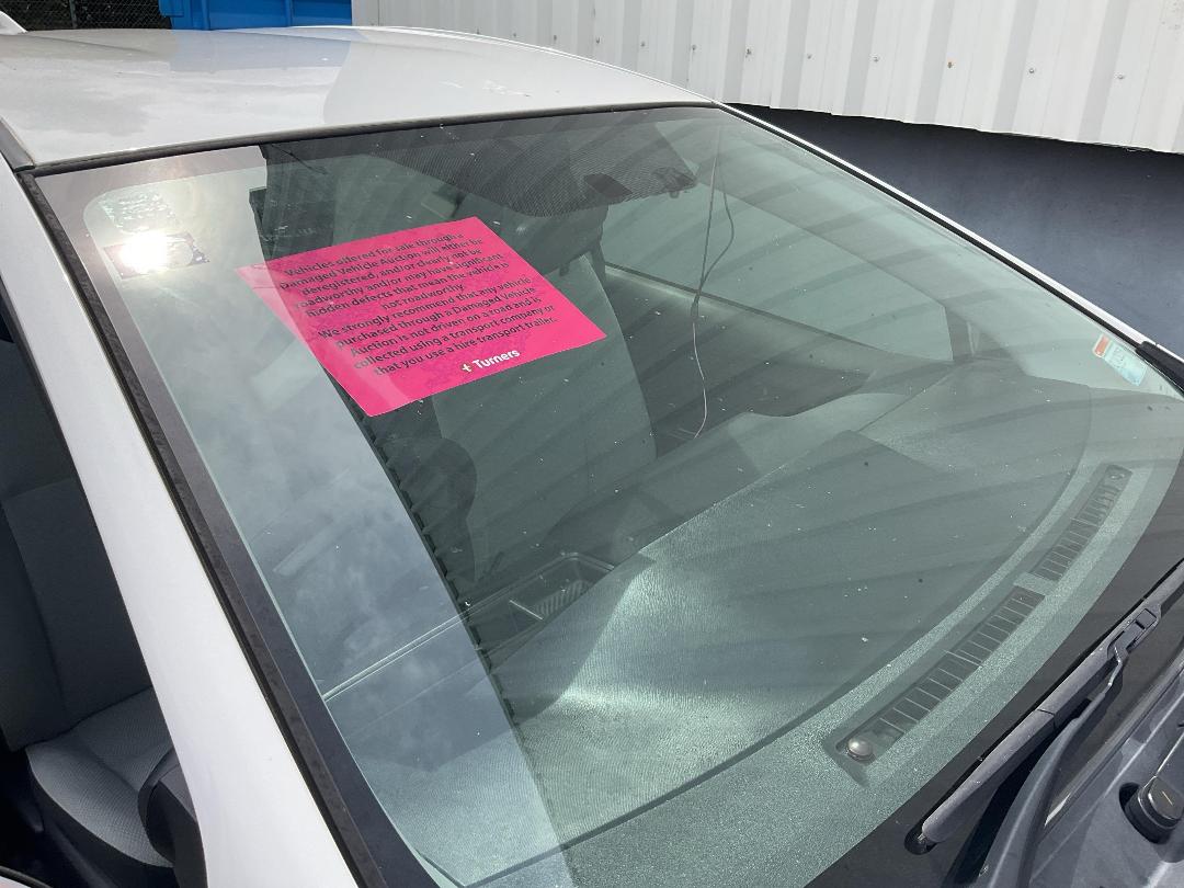 Photo '14' of Toyota Aqua Photo '14' of Toyota Aqua