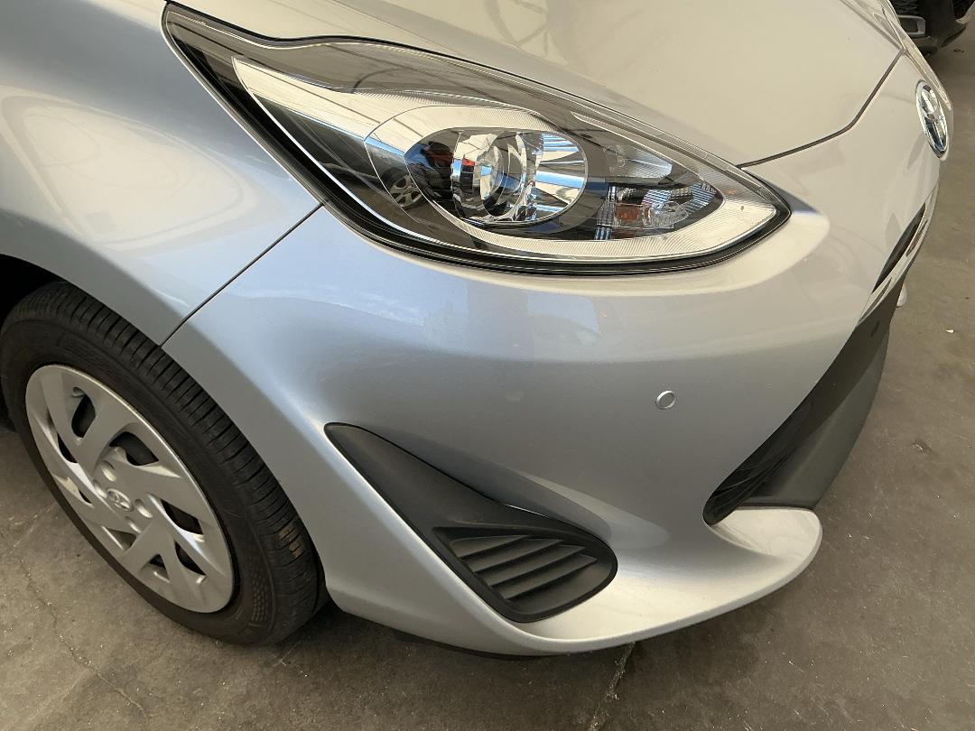 Photo '17' of Toyota Aqua Photo '17' of Toyota Aqua