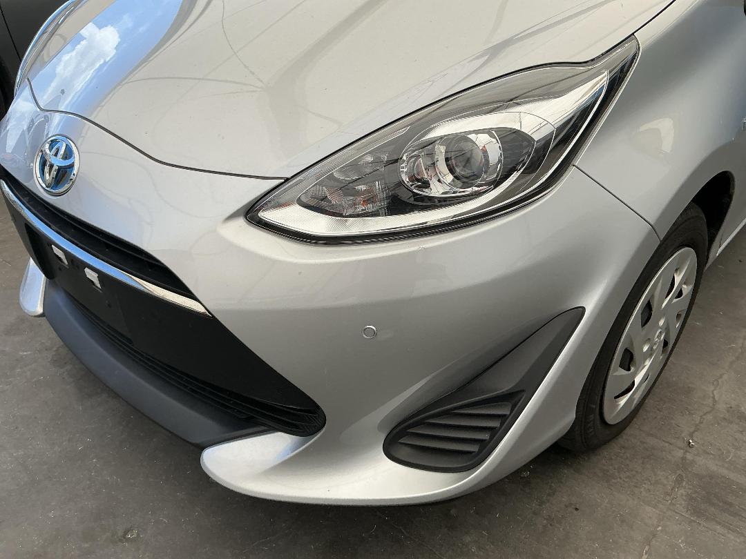 Photo '18' of Toyota Aqua Photo '18' of Toyota Aqua