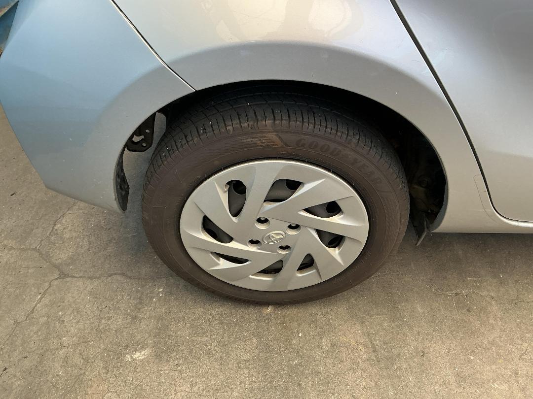 Photo '27' of Toyota Aqua Photo '27' of Toyota Aqua