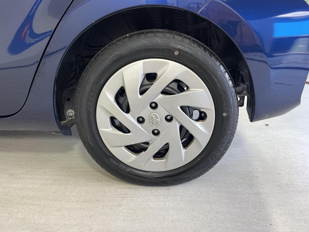 Photo '11' of Toyota Aqua Photo '11' of Toyota Aqua