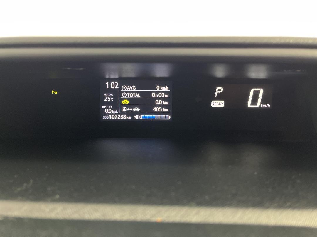 Photo '21' of Toyota Aqua Photo '21' of Toyota Aqua