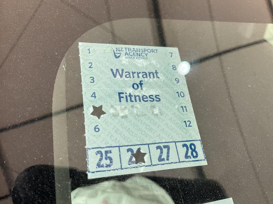 Photo '29' of Toyota Aqua Hybrid