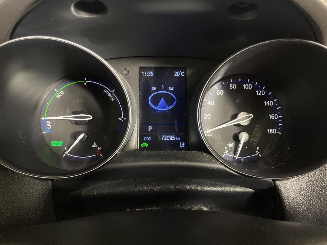 Photo '21' of Toyota C-HR