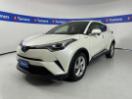 Thumbnail '4' of Toyota C-HR Thumbnail '4' of Toyota C-HR
