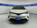 Thumbnail '2' of Toyota C-HR