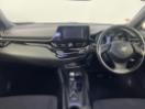 Thumbnail '17' of Toyota C-HR Thumbnail '17' of Toyota C-HR