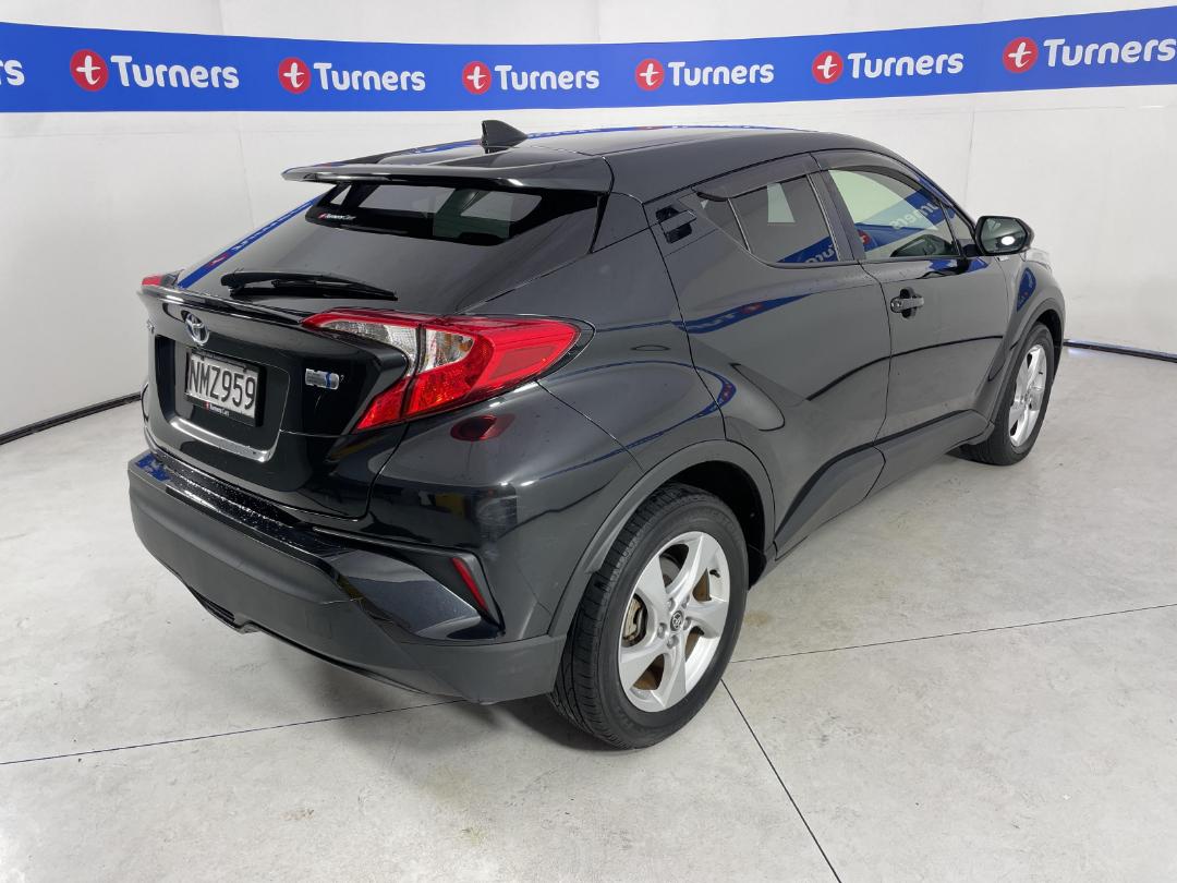 Photo '7' of Toyota C-HR