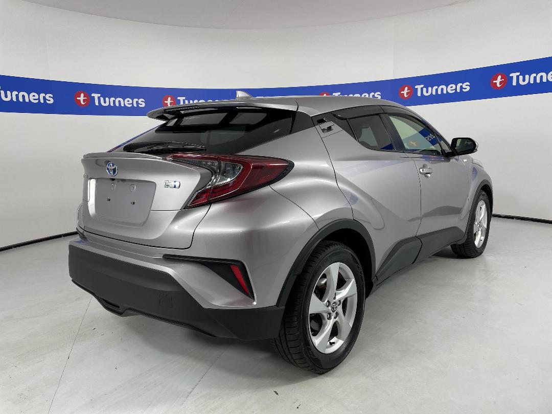 Photo '7' of Toyota C-HR
