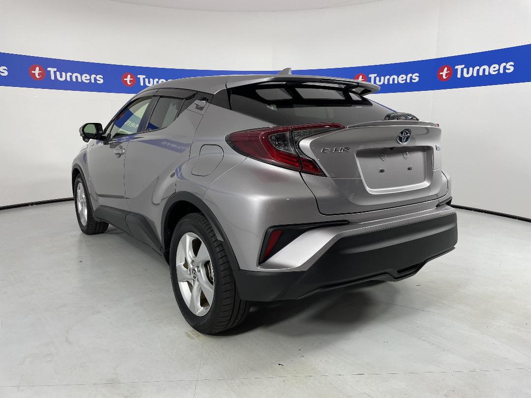 Photo '5' of Toyota C-HR