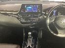 Thumbnail '18' of Toyota C-HR