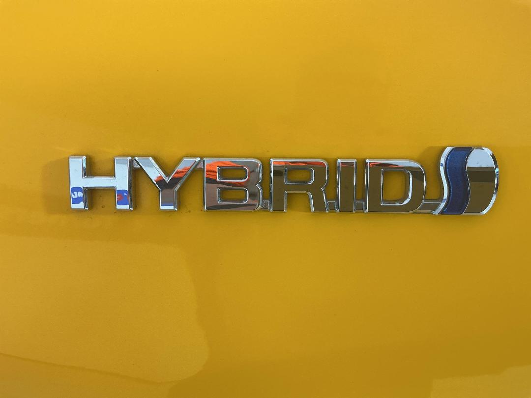 Photo '29' of Toyota C-HR