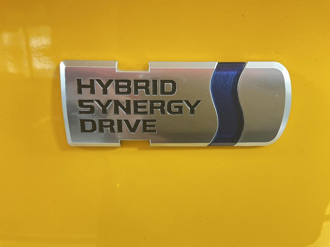 Photo '30' of Toyota C-HR