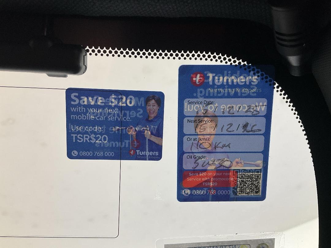 Photo '24' of Toyota C-HR