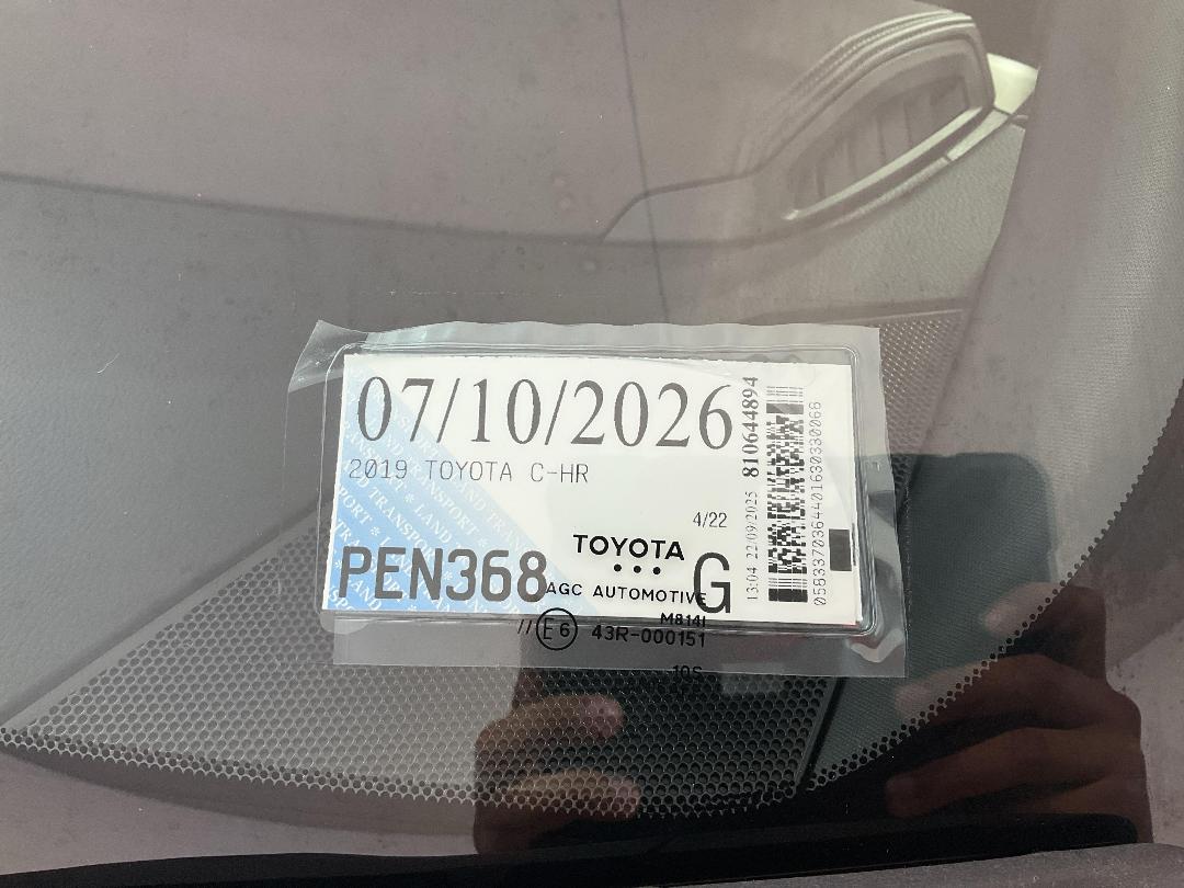 Photo '26' of Toyota C-HR