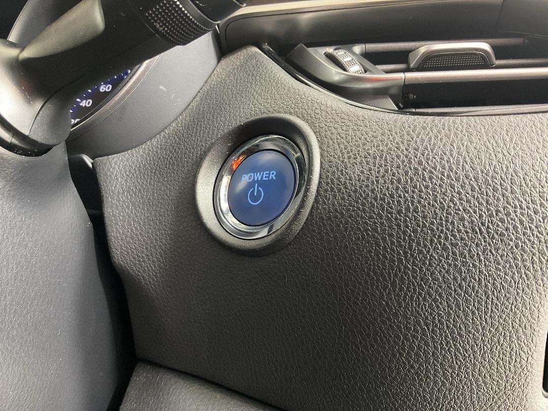 Photo '29' of Toyota C-HR