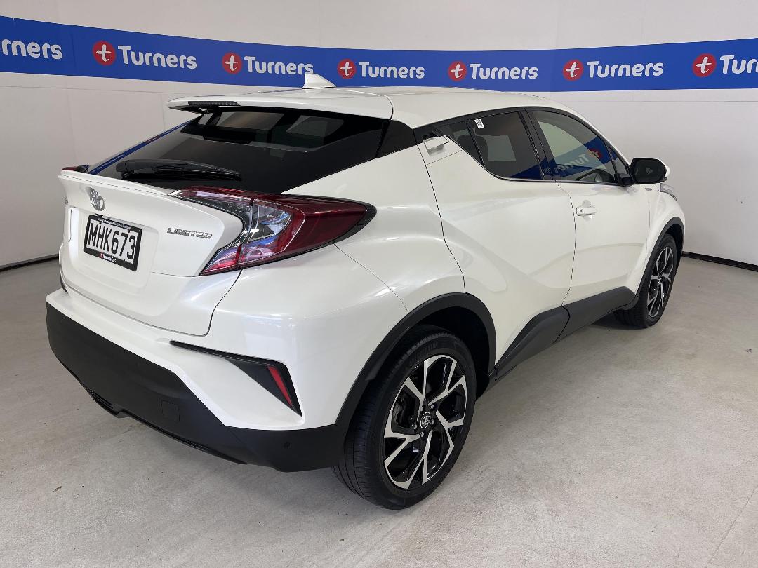 Photo '7' of Toyota C-HR