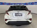 Thumbnail '6' of Toyota C-HR