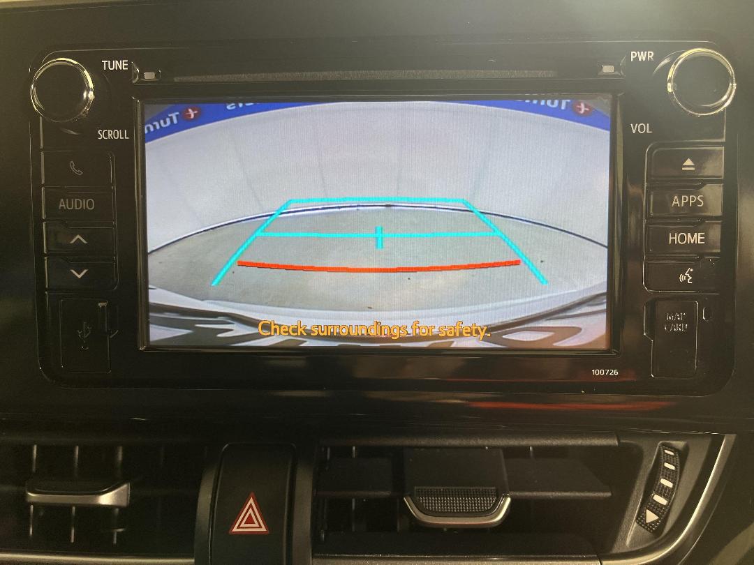 Photo '23' of Toyota C-HR