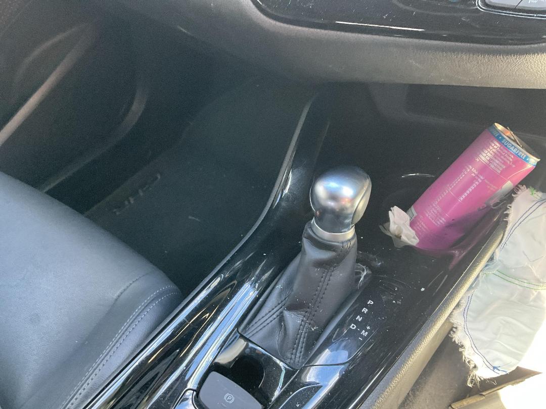 Photo '10' of Toyota C-HR Limited Photo '10' of Toyota C-HR Limited